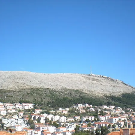 Junuzovic Apartment *